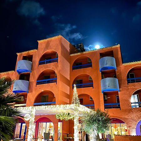 Cit'Hotel Des 2 Golfs Leucate Eksteriør billede