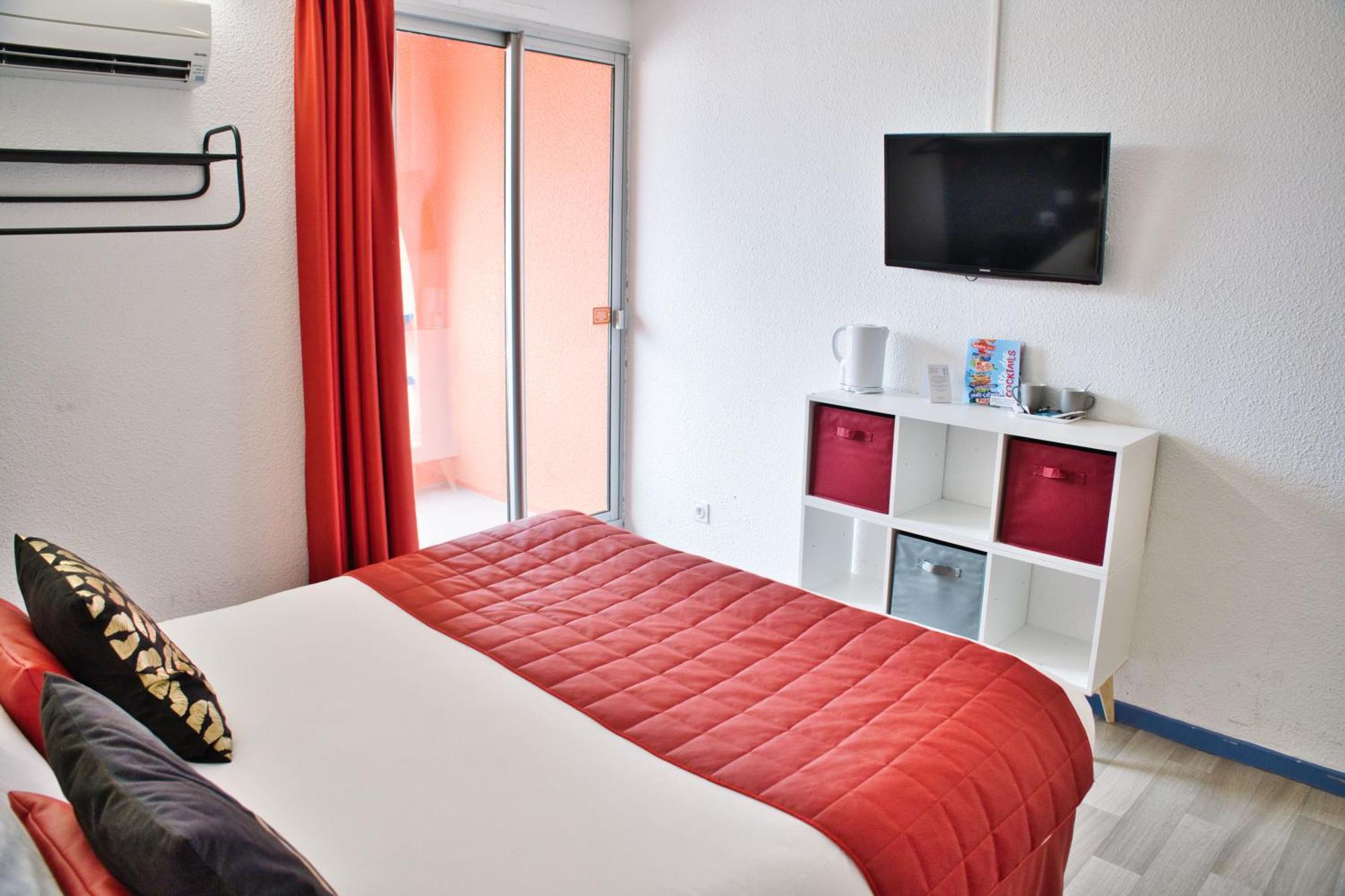 Cit'Hotel Des 2 Golfs Leucate Eksteriør billede