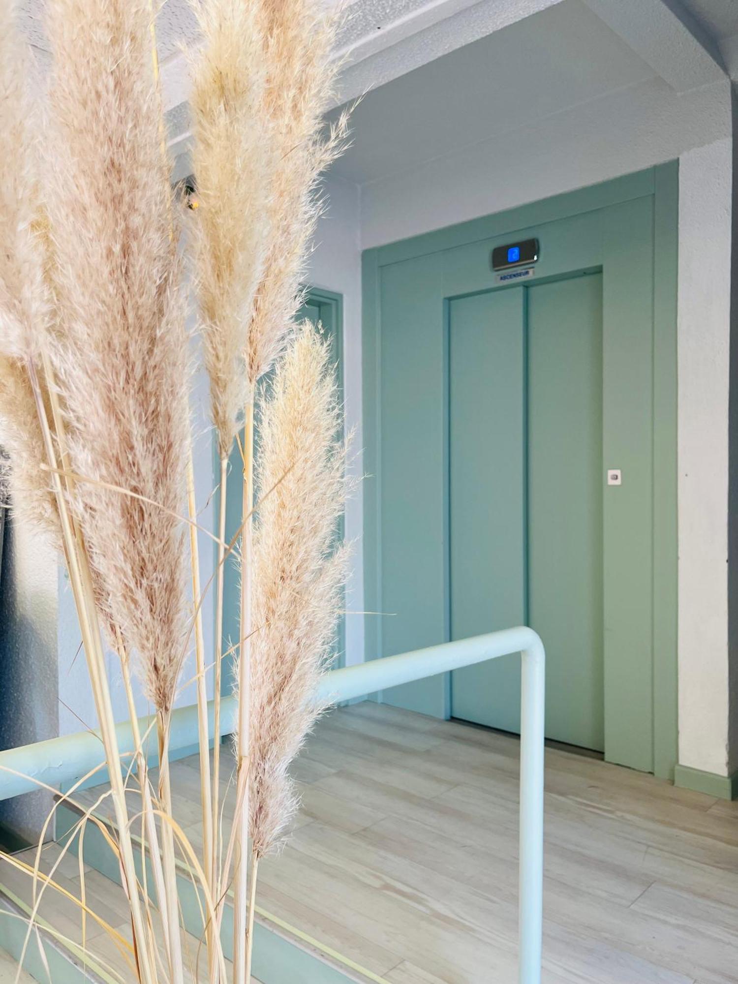 Cit'Hotel Des 2 Golfs Leucate Eksteriør billede