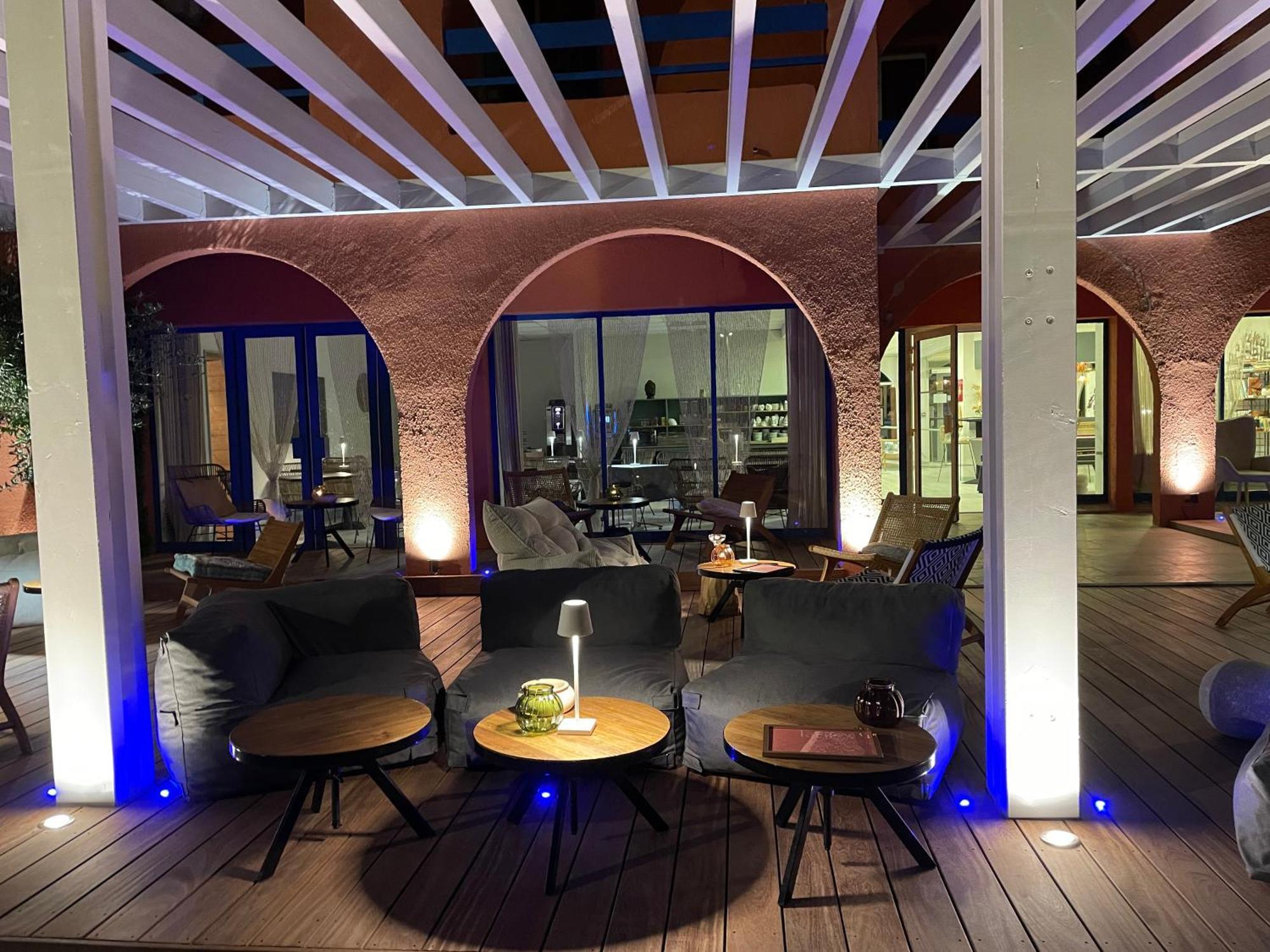 Cit'Hotel Des 2 Golfs Leucate Eksteriør billede