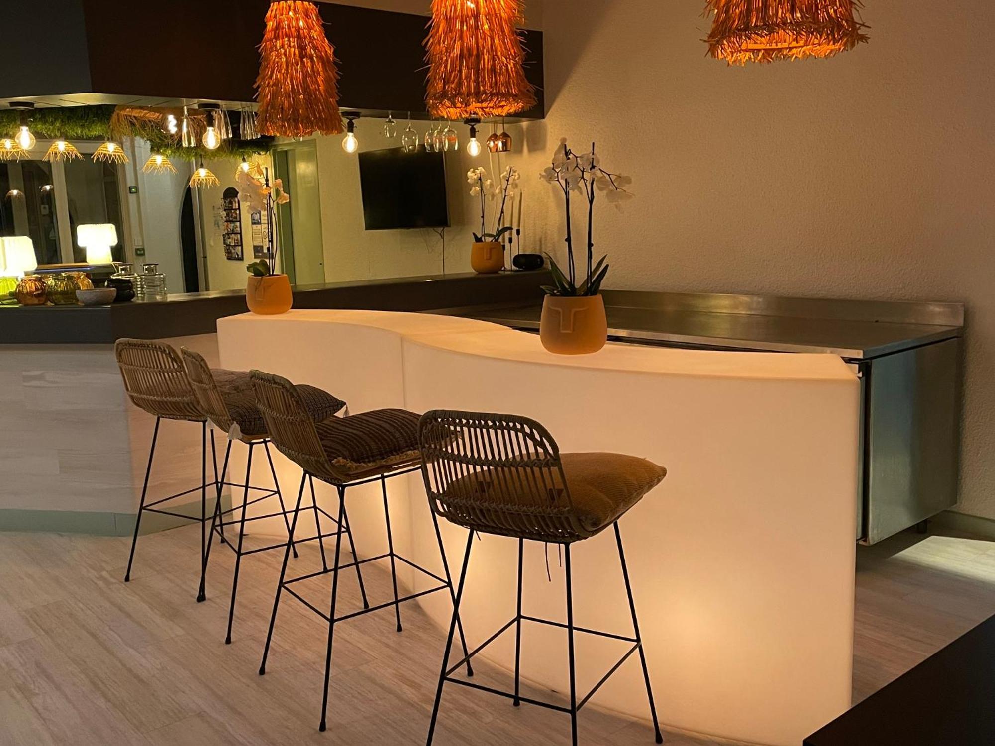 Cit'Hotel Des 2 Golfs Leucate Eksteriør billede